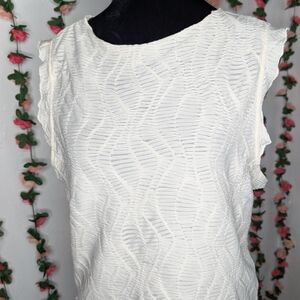 Chic White Textured Women's Blouse